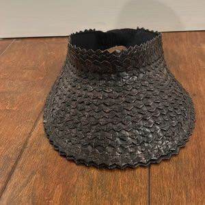 Woven black visor